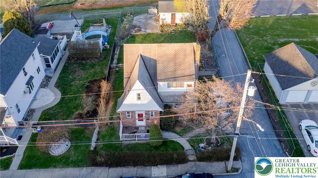 17 North 12th Street, Catasauqua Boro, PA 18032