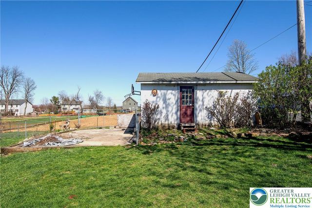 17 North 12th Street, Catasauqua Boro, PA 18032