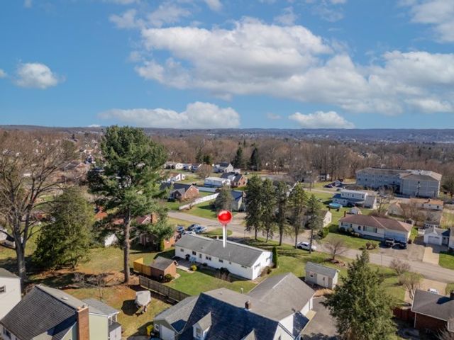 106 W Elizabeth St, Neshannock Twp, PA 16105