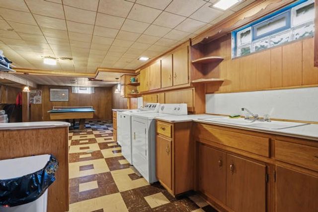 106 W Elizabeth St, Neshannock Twp, PA 16105