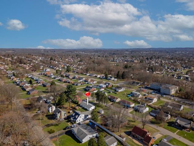 106 W Elizabeth St, Neshannock Twp, PA 16105