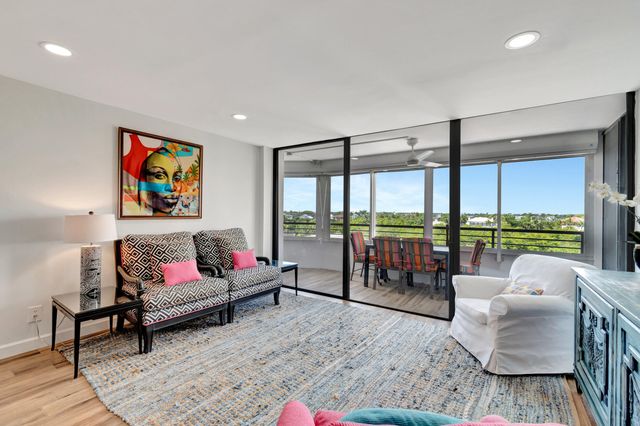 3589 S Ocean Boulevard 512, South Palm Beach, FL 33480