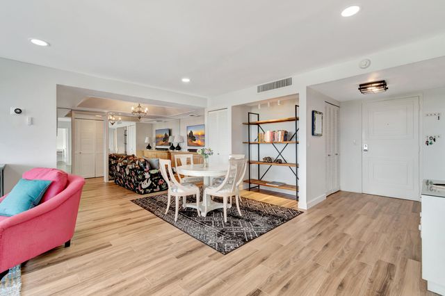 3589 S Ocean Boulevard 512, South Palm Beach, FL 33480