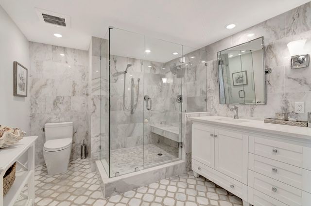 3589 S Ocean Boulevard 512, South Palm Beach, FL 33480