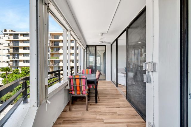 3589 S Ocean Boulevard 512, South Palm Beach, FL 33480