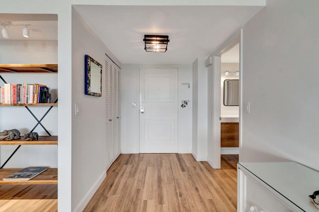 3589 S Ocean Boulevard 512, South Palm Beach, FL 33480