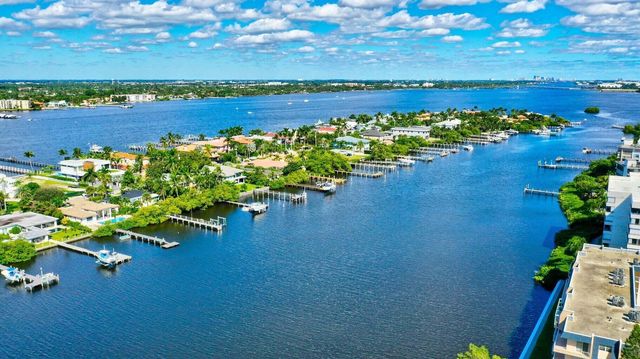 3589 S Ocean Boulevard 512, South Palm Beach, FL 33480