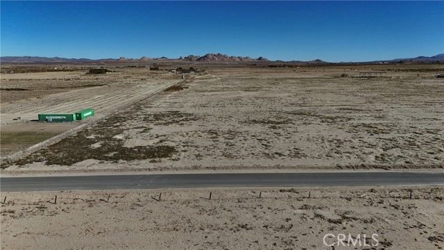 790 Locust Avenue, Lucerne Valley, CA 92356