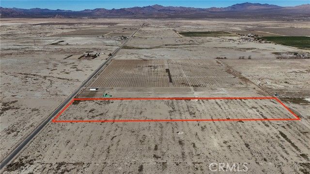790 Locust Avenue, Lucerne Valley, CA 92356