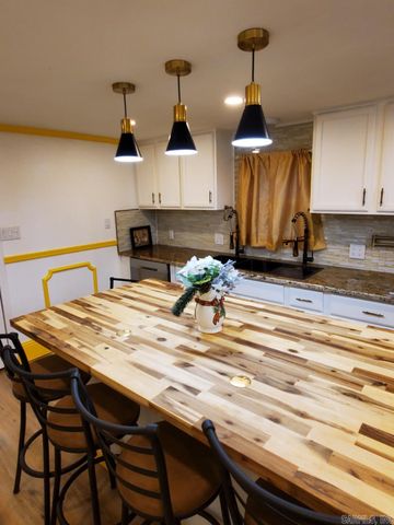 354 Silver Street, Hot Springs National Park, AR 71901