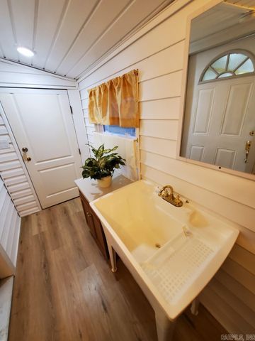 354 Silver Street, Hot Springs National Park, AR 71901