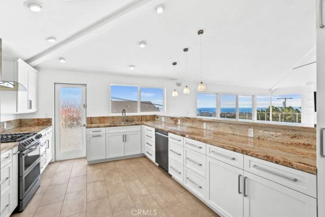 33902 Valencia Place, Dana Point, CA 92629