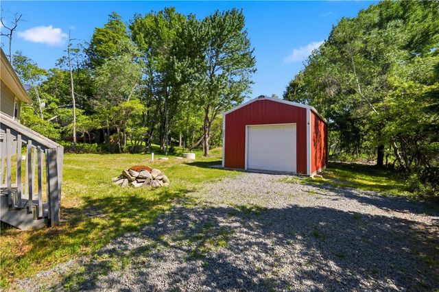 2327 Doe Drive, Tobyhanna Twp, PA 18334