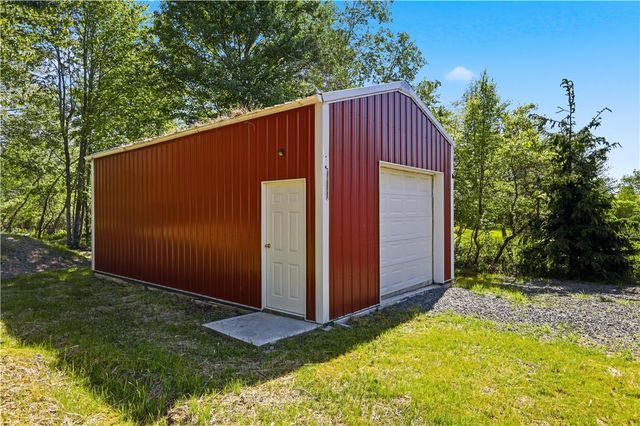 2327 Doe Drive, Tobyhanna Twp, PA 18334