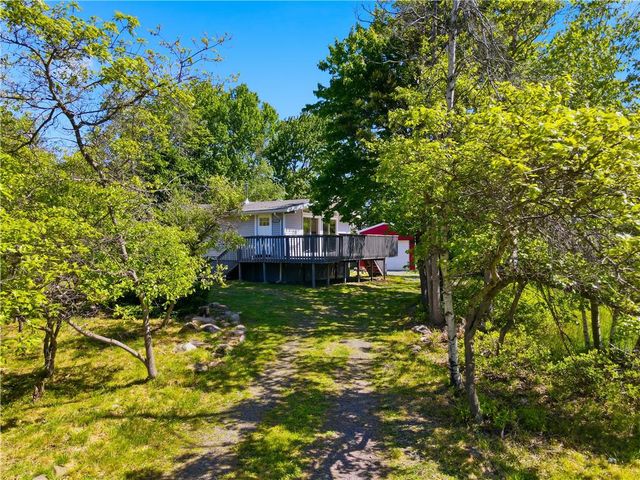 2327 Doe Drive, Tobyhanna Twp, PA 18334