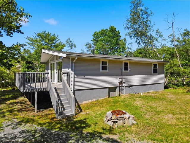 2327 Doe Drive, Tobyhanna Twp, PA 18334