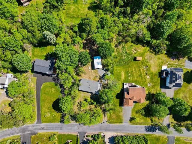 2327 Doe Drive, Tobyhanna Twp, PA 18334