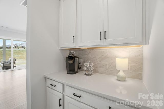 805 Lakeforest Drive, Belmont, NC 28012