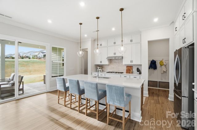 805 Lakeforest Drive, Belmont, NC 28012