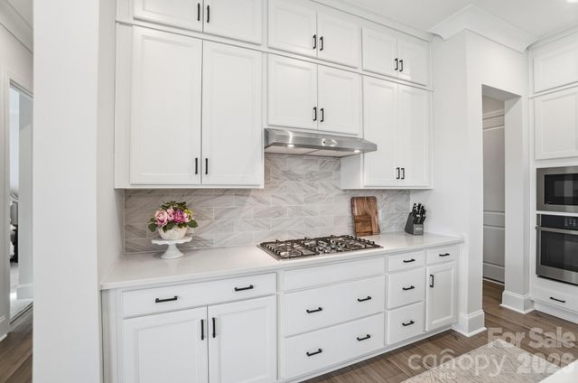 805 Lakeforest Drive, Belmont, NC 28012