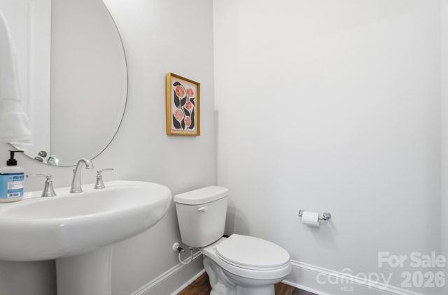 805 Lakeforest Drive, Belmont, NC 28012