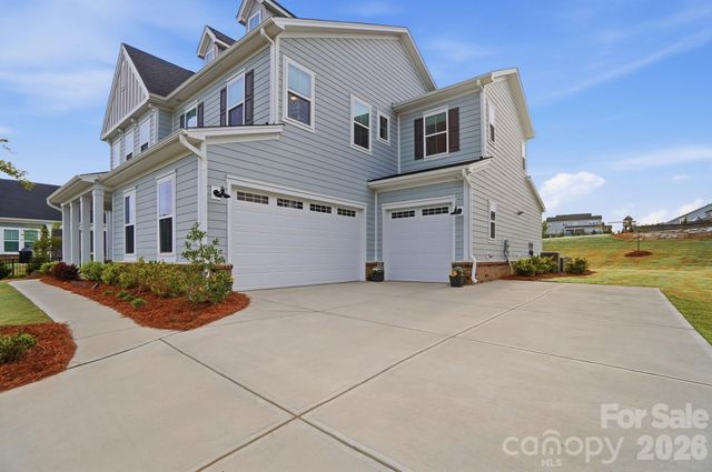 805 Lakeforest Drive, Belmont, NC 28012