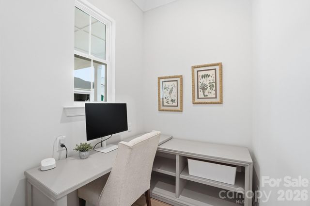 805 Lakeforest Drive, Belmont, NC 28012