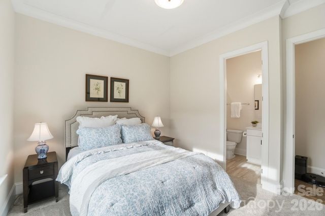 805 Lakeforest Drive, Belmont, NC 28012