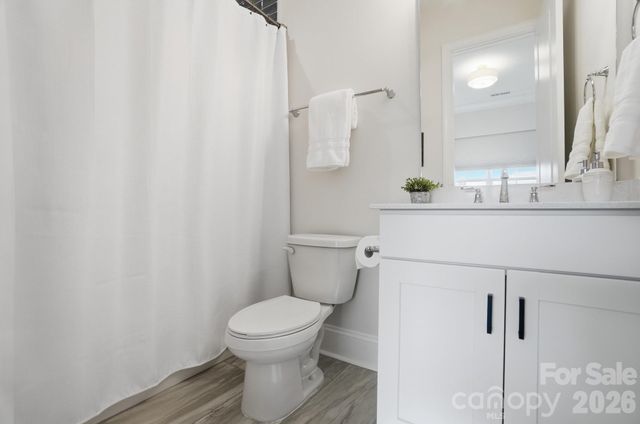 805 Lakeforest Drive, Belmont, NC 28012