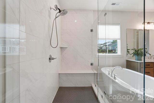 805 Lakeforest Drive, Belmont, NC 28012