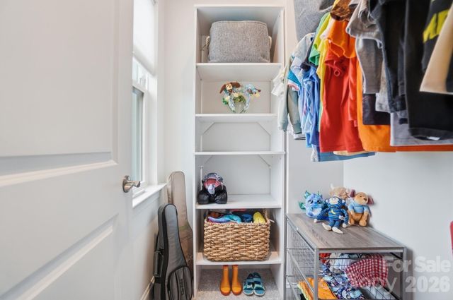 805 Lakeforest Drive, Belmont, NC 28012