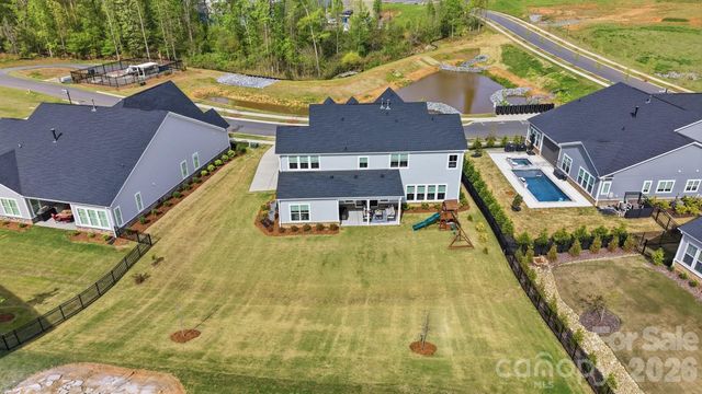 805 Lakeforest Drive, Belmont, NC 28012