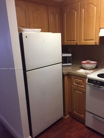 4021 Indian Creek Dr 2B, Miami Beach, FL 33140