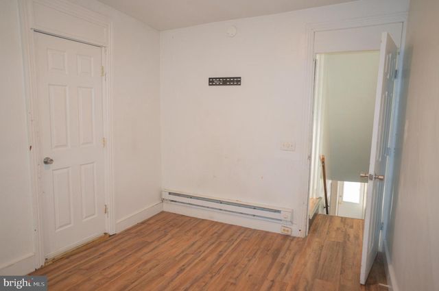 855 LANCASTER AVE, Columbia, PA 17512