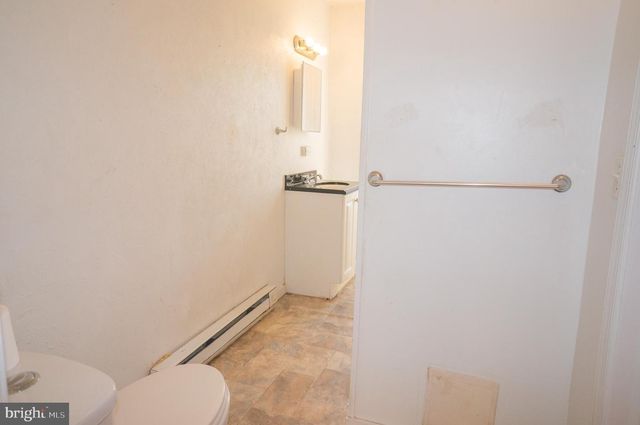 855 LANCASTER AVE, Columbia, PA 17512