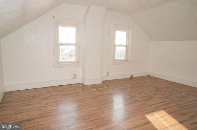 855 LANCASTER AVE, Columbia, PA 17512