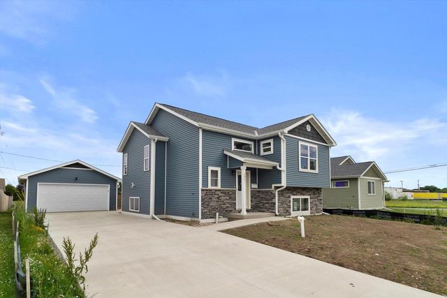 4921 38th AVENUE, Kenosha, WI 53144