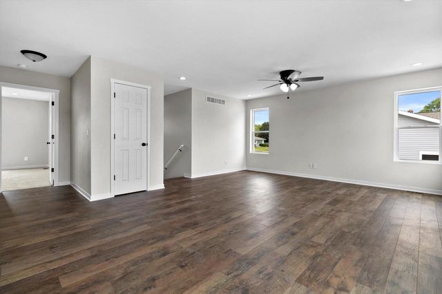 4921 38th AVENUE, Kenosha, WI 53144
