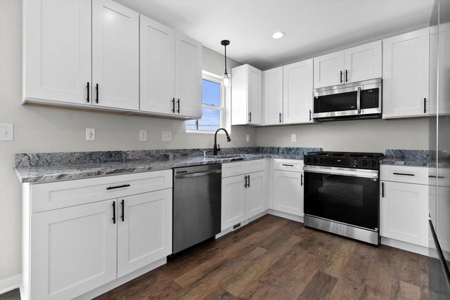 4921 38th AVENUE, Kenosha, WI 53144