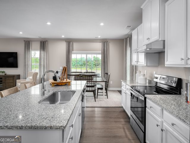 450 Flying Eagle Drive, Commerce, GA 30529