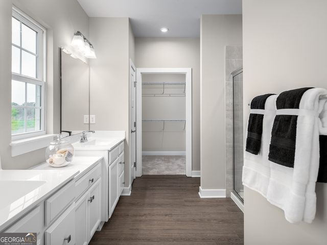 450 Flying Eagle Drive, Commerce, GA 30529