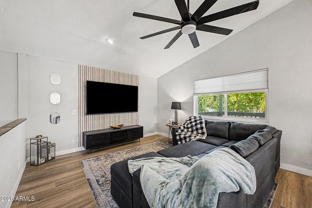 6730 E JUNIPER Street, Mesa, AZ 85205