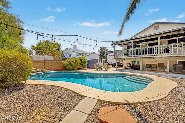 6730 E JUNIPER Street, Mesa, AZ 85205