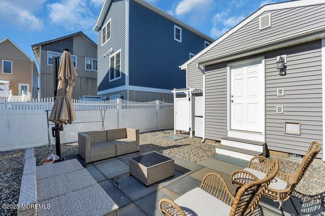 234 3rd Avenue, Manasquan, NJ 08736