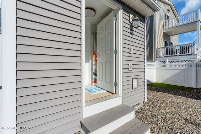 234 3rd Avenue, Manasquan, NJ 08736