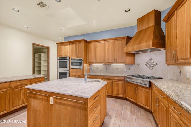 4130 S Saguaro Path Court, Tucson, AZ 85730