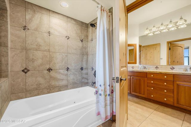4130 S Saguaro Path Court, Tucson, AZ 85730