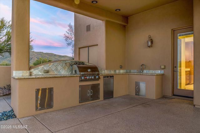 4130 S Saguaro Path Court, Tucson, AZ 85730