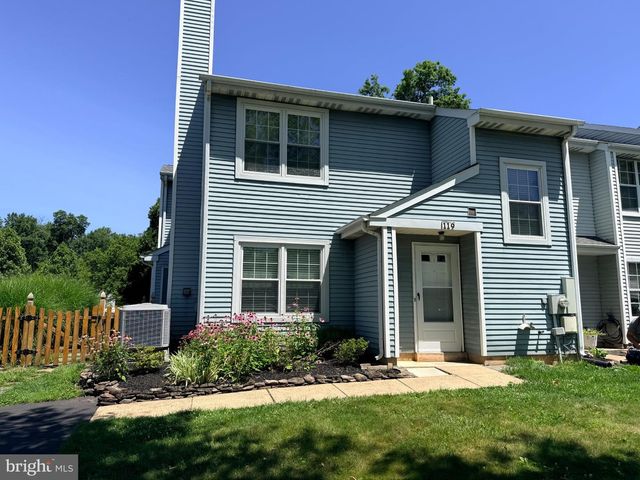 119 CAROUSEL CIR, Chalfont, PA 18901