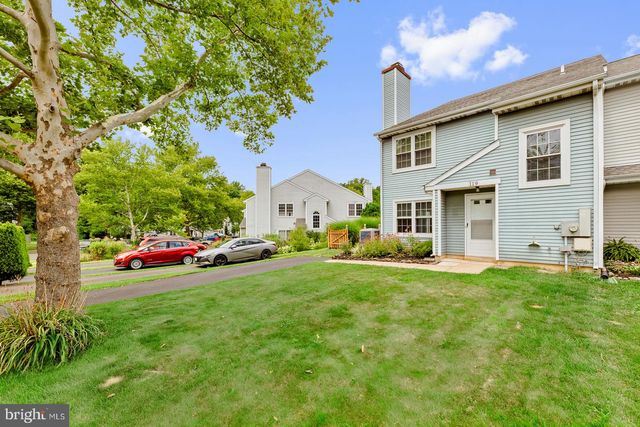 119 CAROUSEL CIR, Chalfont, PA 18901